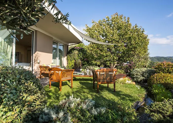 Willa Il Ciliegio Sul 6, Emma Massarosa