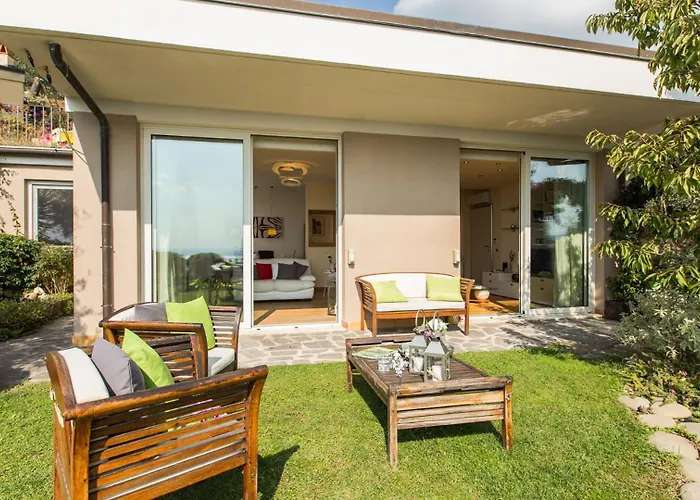 Il Ciliegio Sul 6, Emma * Massarosa