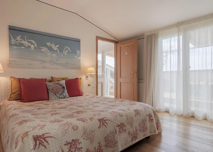 Il Ciliegio Sul 6, Emma