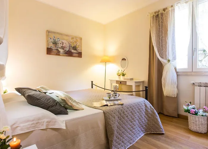 Il Ciliegio Sul 6, Emma Willa Massarosa